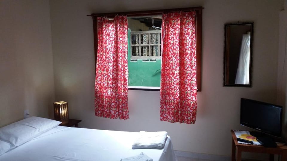 Kitchen or kitchenette, Bedroom