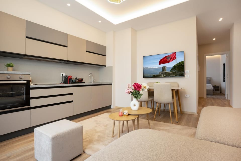 Amal new bazaar premium stay Apartment in Tirana