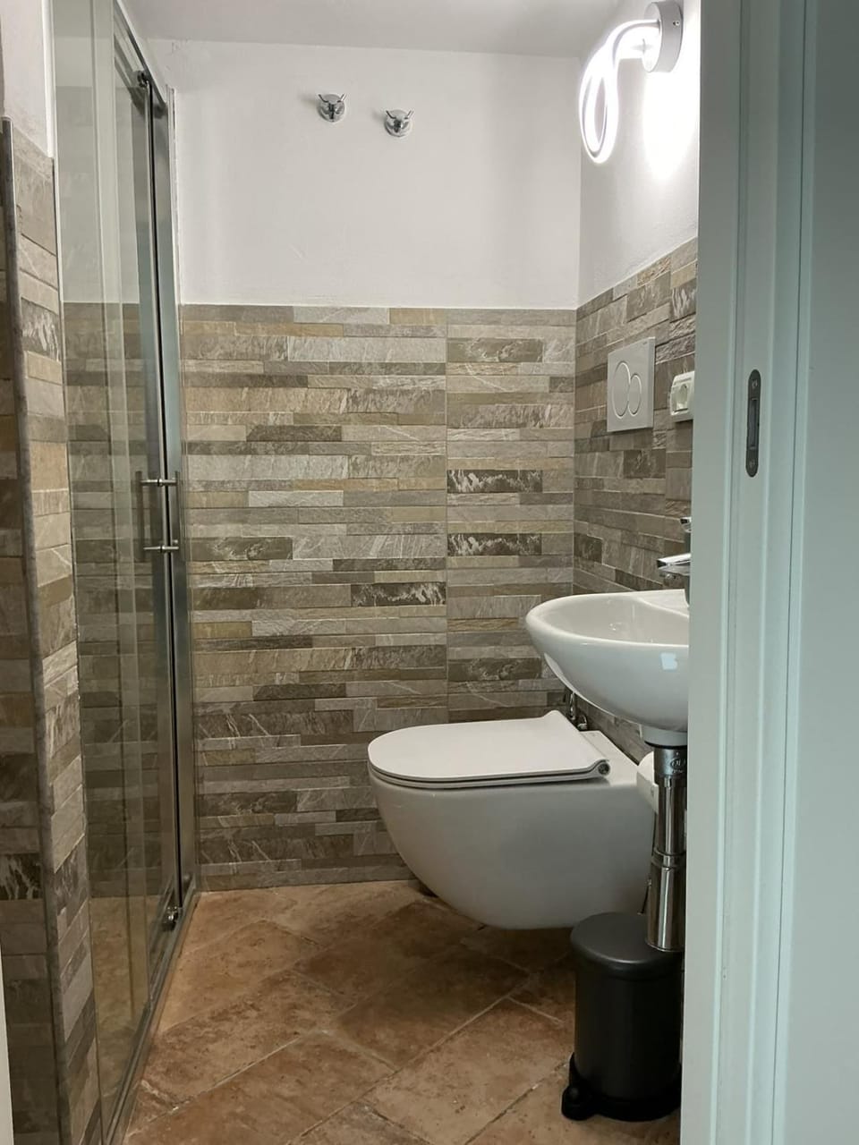 Shower, Bathroom, bidet