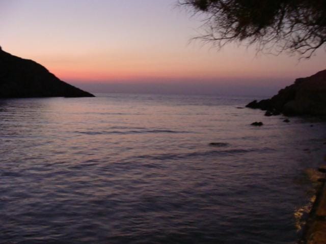 Emporios 1930, Seafront stone house Apartment in Decentralized Administration of the Aegean