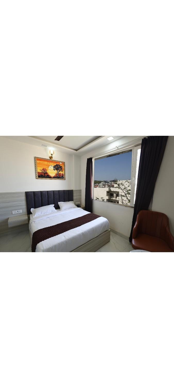 Hotel Finch Grand by Revaantra SS Hospitality Hotel in Uttarakhand