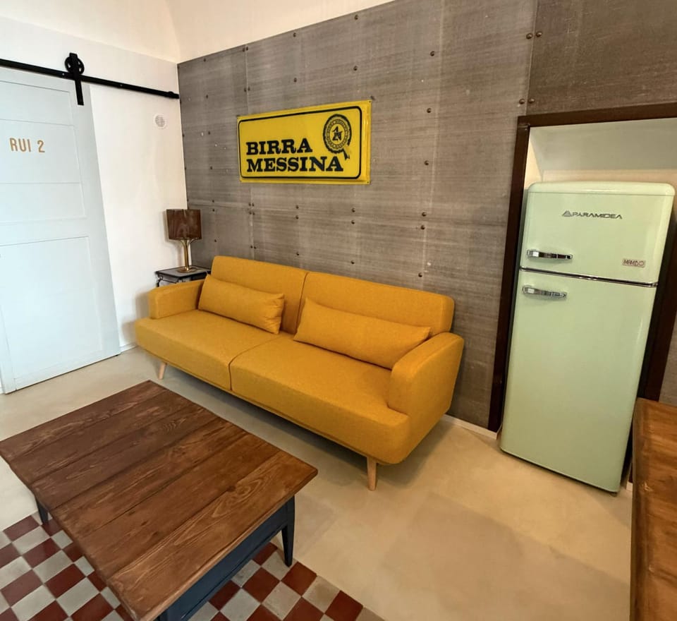 Rui2 Porto Apartment in Terrasini