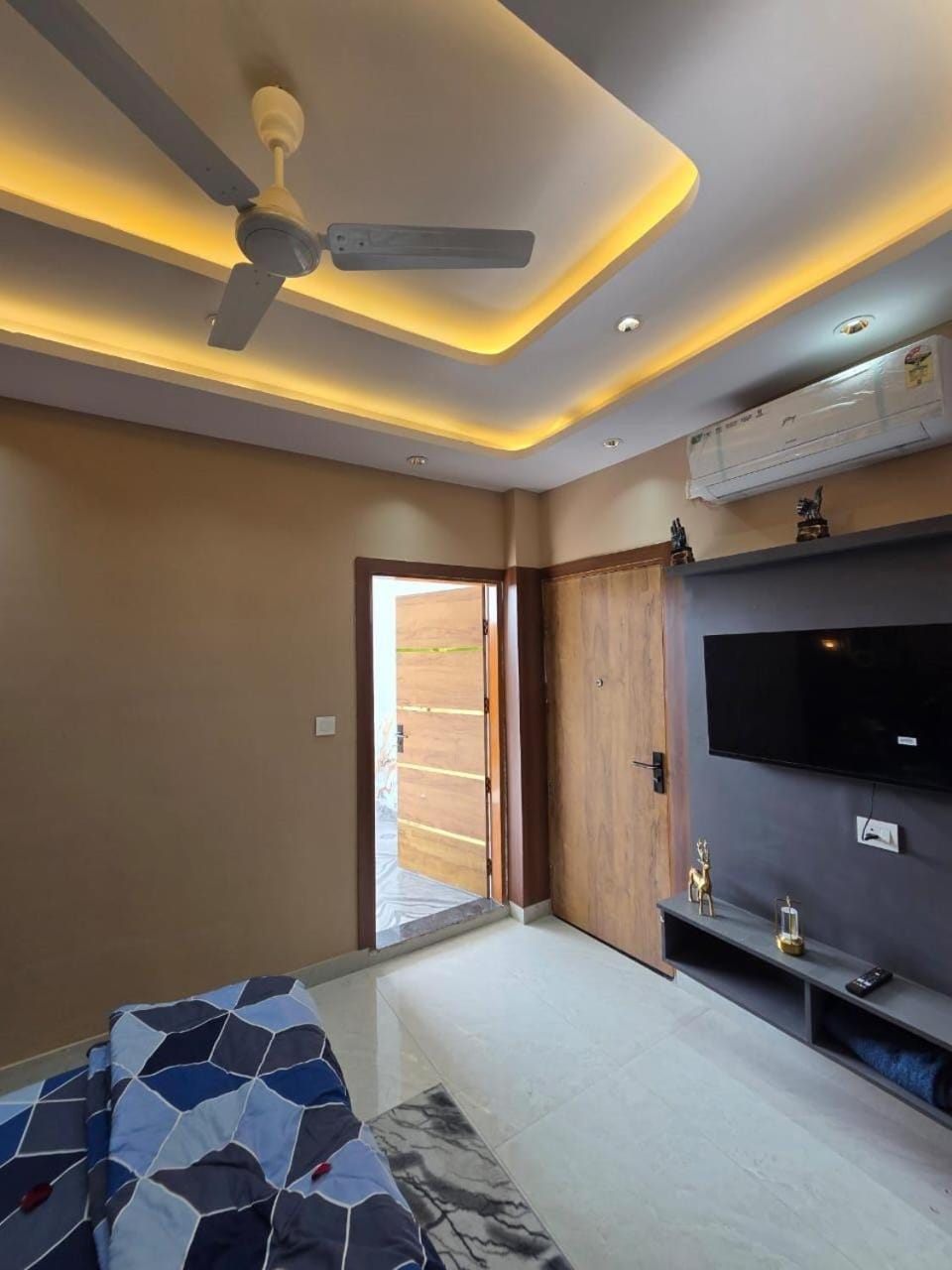 Rooftop vibes Apartment in Gurugram