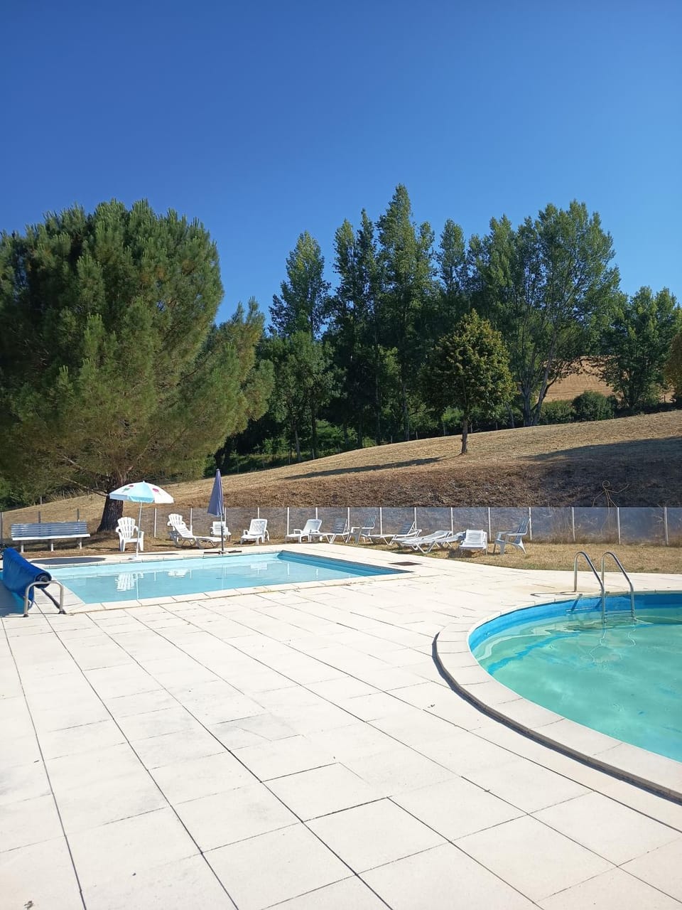 Swimming pool, Swimming pool