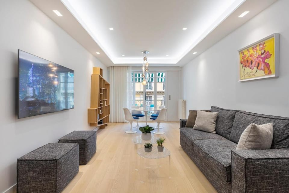 BEAUTIFUL LUXURY APARTMENT 66 m2 Apartment in Nice