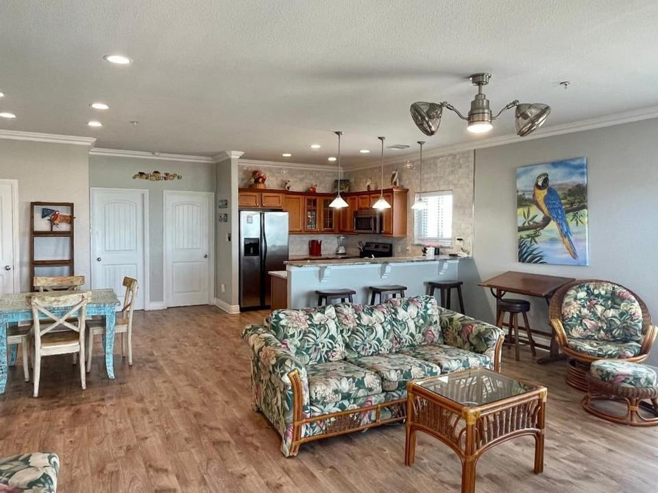 Beachgate Condo Suites and Hotel 341 - 342 condo Apartment in Port Aransas