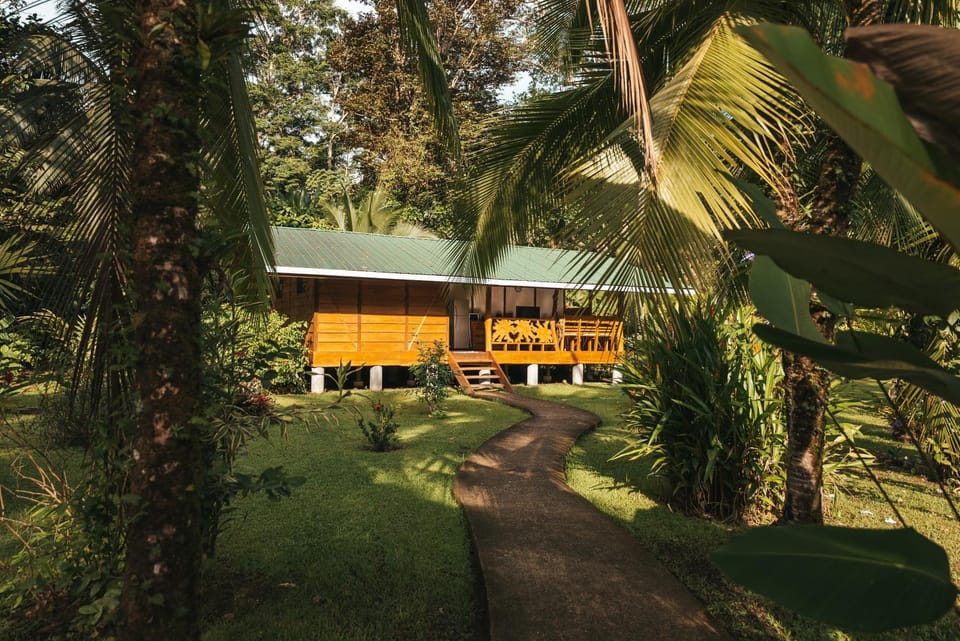 Passion Fruit Lodge Nature lodge in Costa Rica