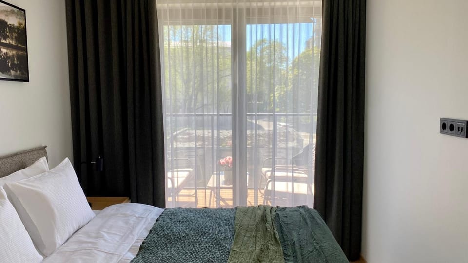 Bed, View (from property/room), Balcony/Terrace, Bedroom