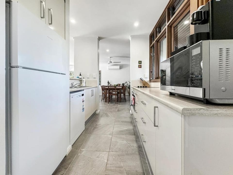 Wongalinga Apartments - Apt 3 Apartment in Wongaling Beach
