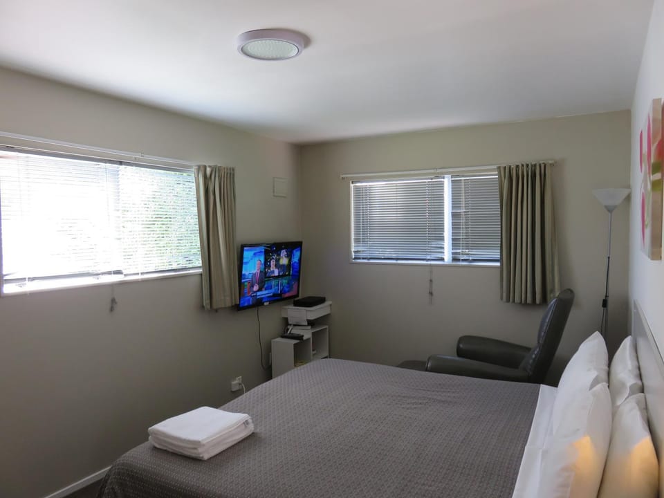 Day, Photo of the whole room