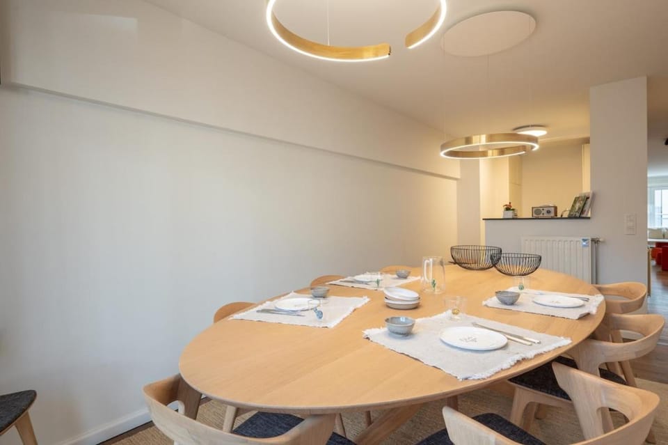 Dining area, kitchen