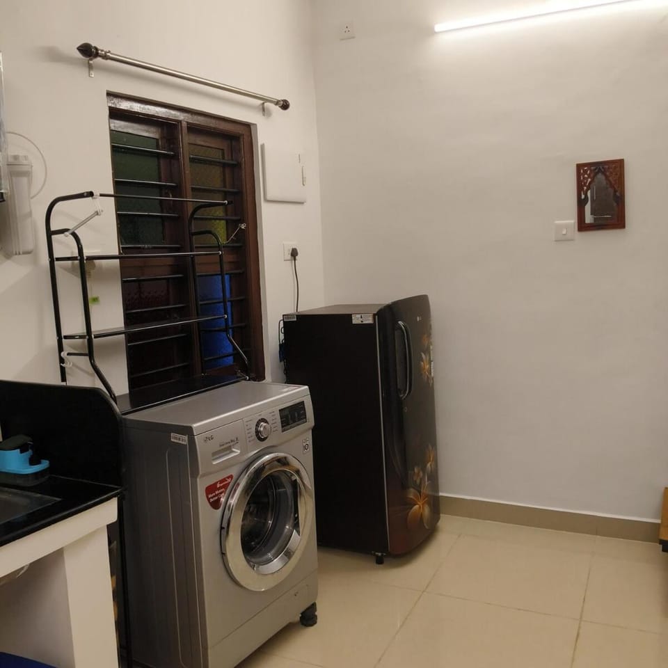 Pearl View Stay Suite Bed and Breakfast in Puducherry