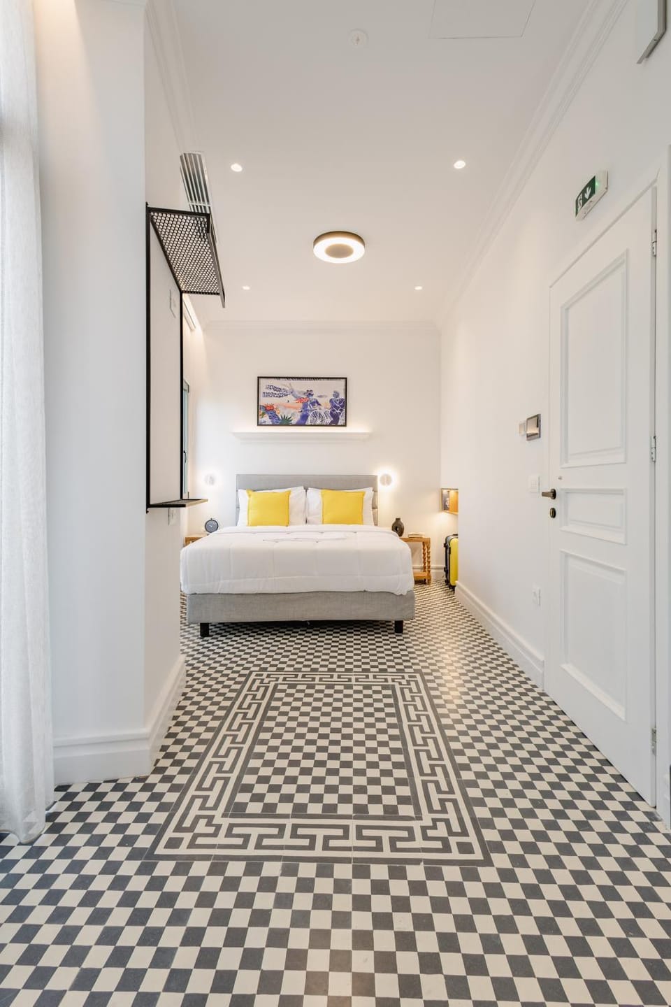 Bed, Photo of the whole room, Bedroom