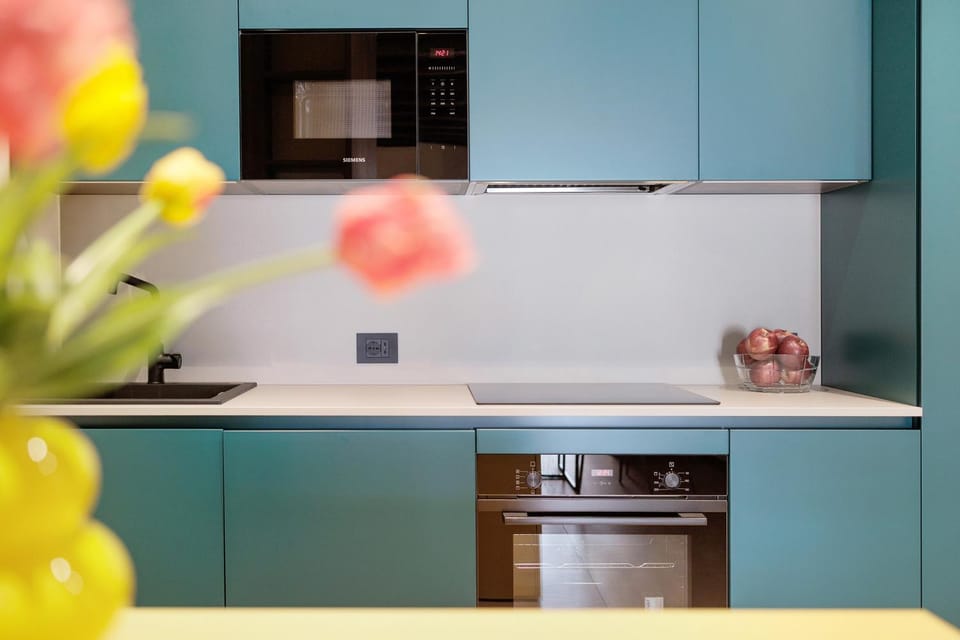 Kitchen or kitchenette, Living room