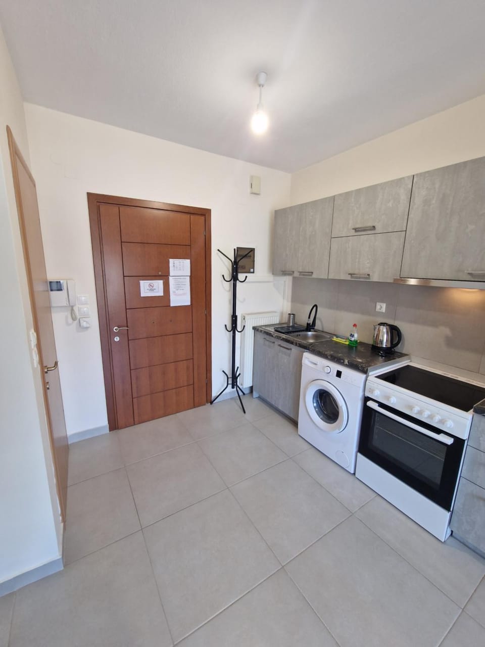 Diana's Cozy 8 Studio Apartment in Ioannina