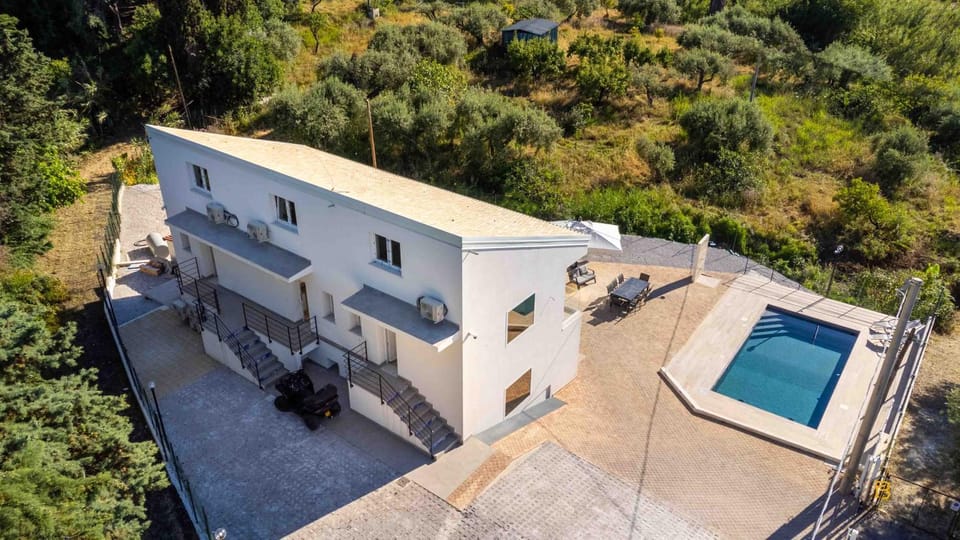 Zenit - Rooms and Pool Bed and Breakfast in Cefalu