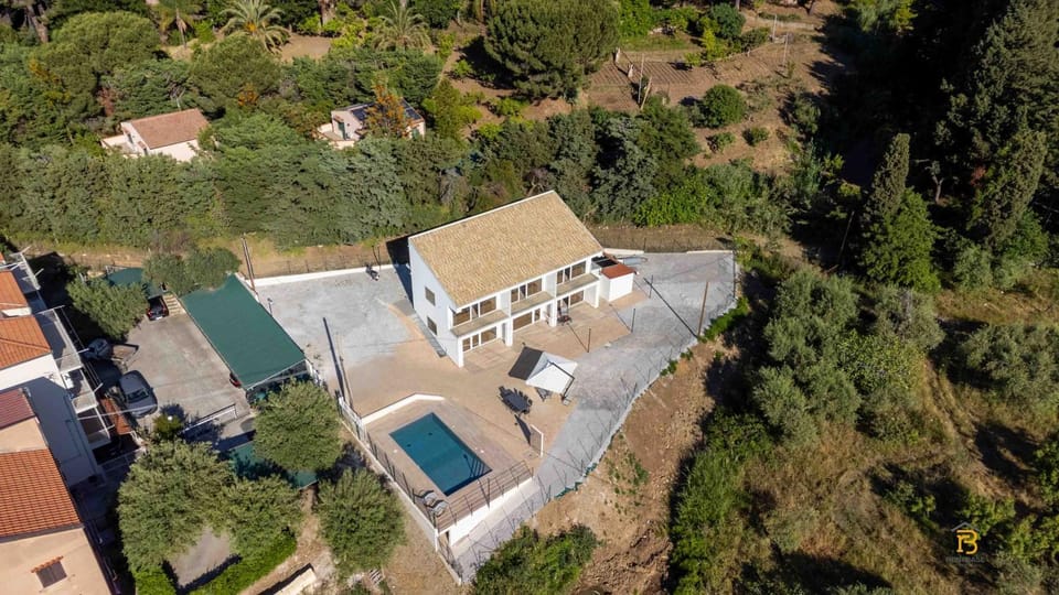 Zenit - Rooms and Pool Bed and Breakfast in Cefalu