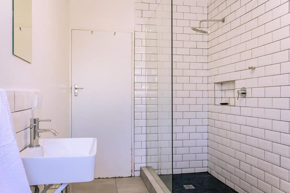 The Ocean Breeze Haven House in Hermanus