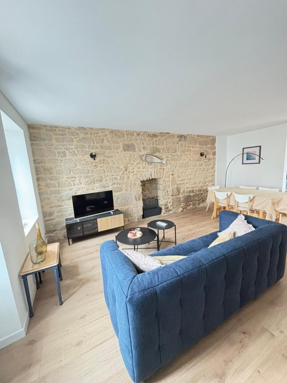TV and multimedia, Living room, Seating area