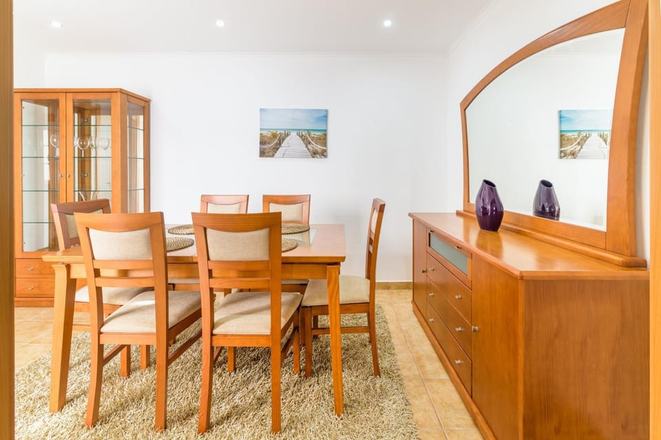 Malibu Guesthouse House in Vila Nova de Milfontes