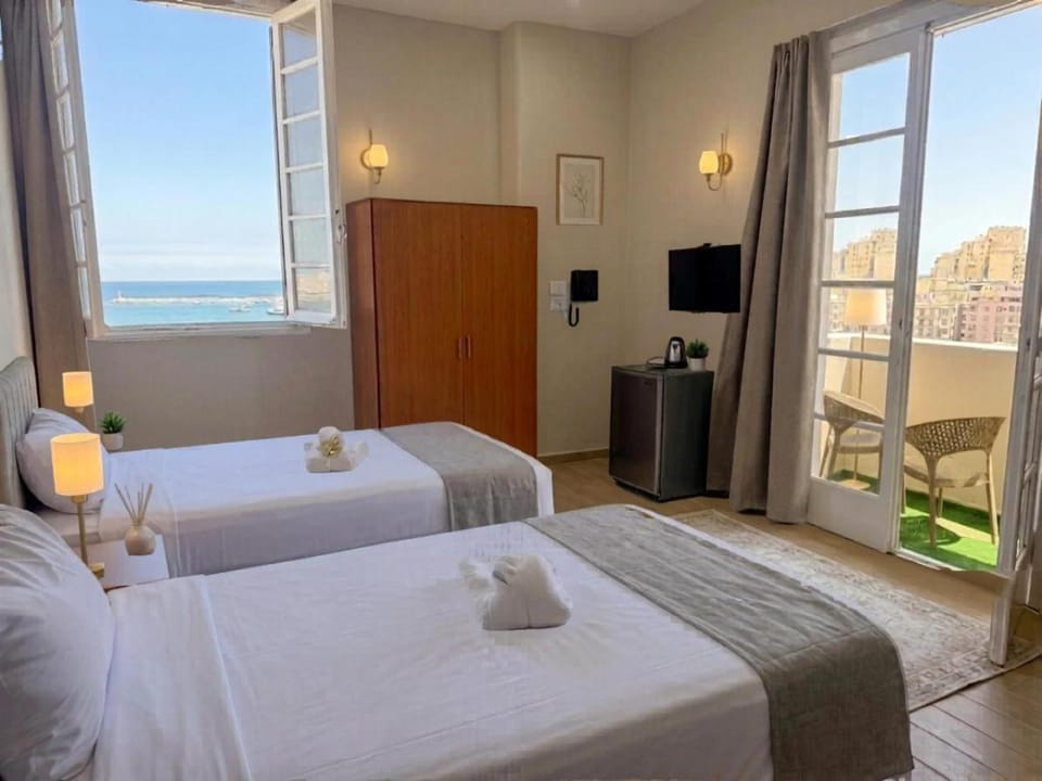 New Hyde Park House Hotel Hotel in Alexandria