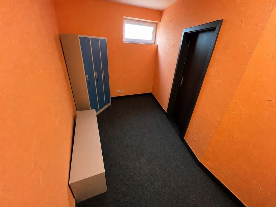 Ubytovna E75 Hostel in Czechia