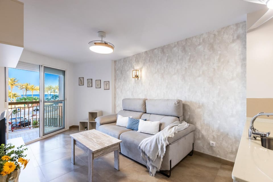 TECAVI III Apartamento Apartment in La Pineda