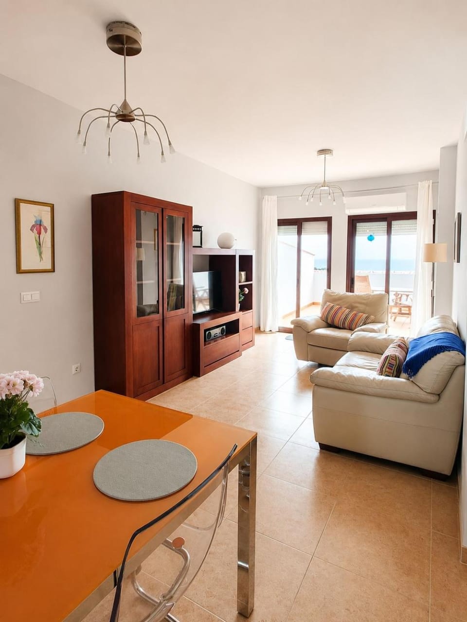 Communal lounge/ TV room