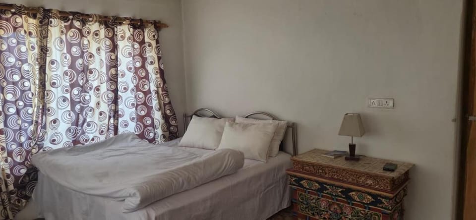 COZY VILLA HOMESTAY NEAR TO SAICHEN GLACIER b House in India