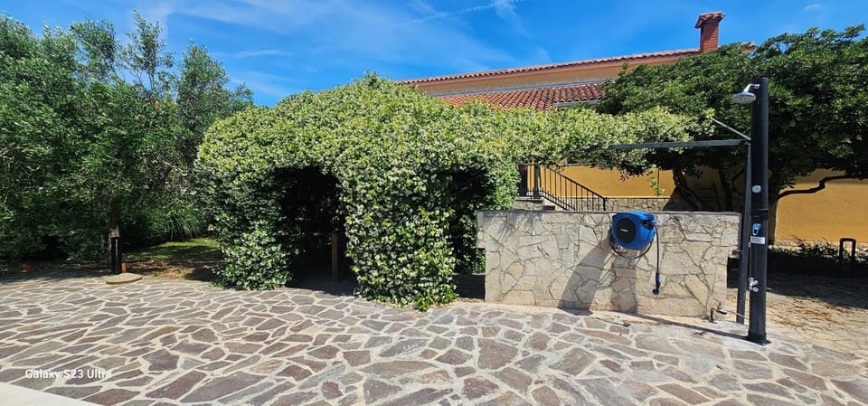 Apartments Jasmin Bed and Breakfast in Pula