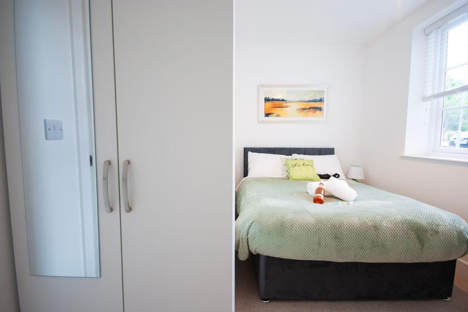 Bed, Bedroom, wardrobe