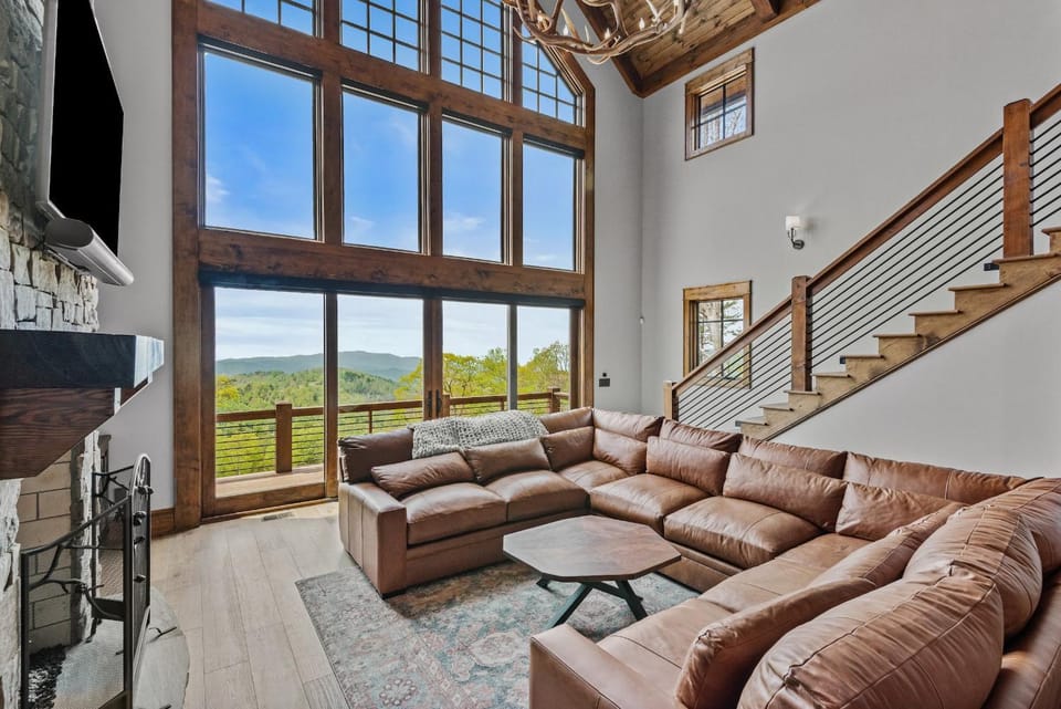 Viking View Lodge at Eagles Nest House in Beech Mountain