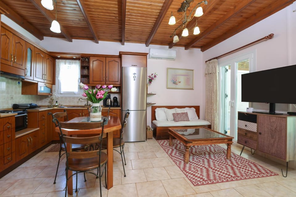 Living room, kitchen