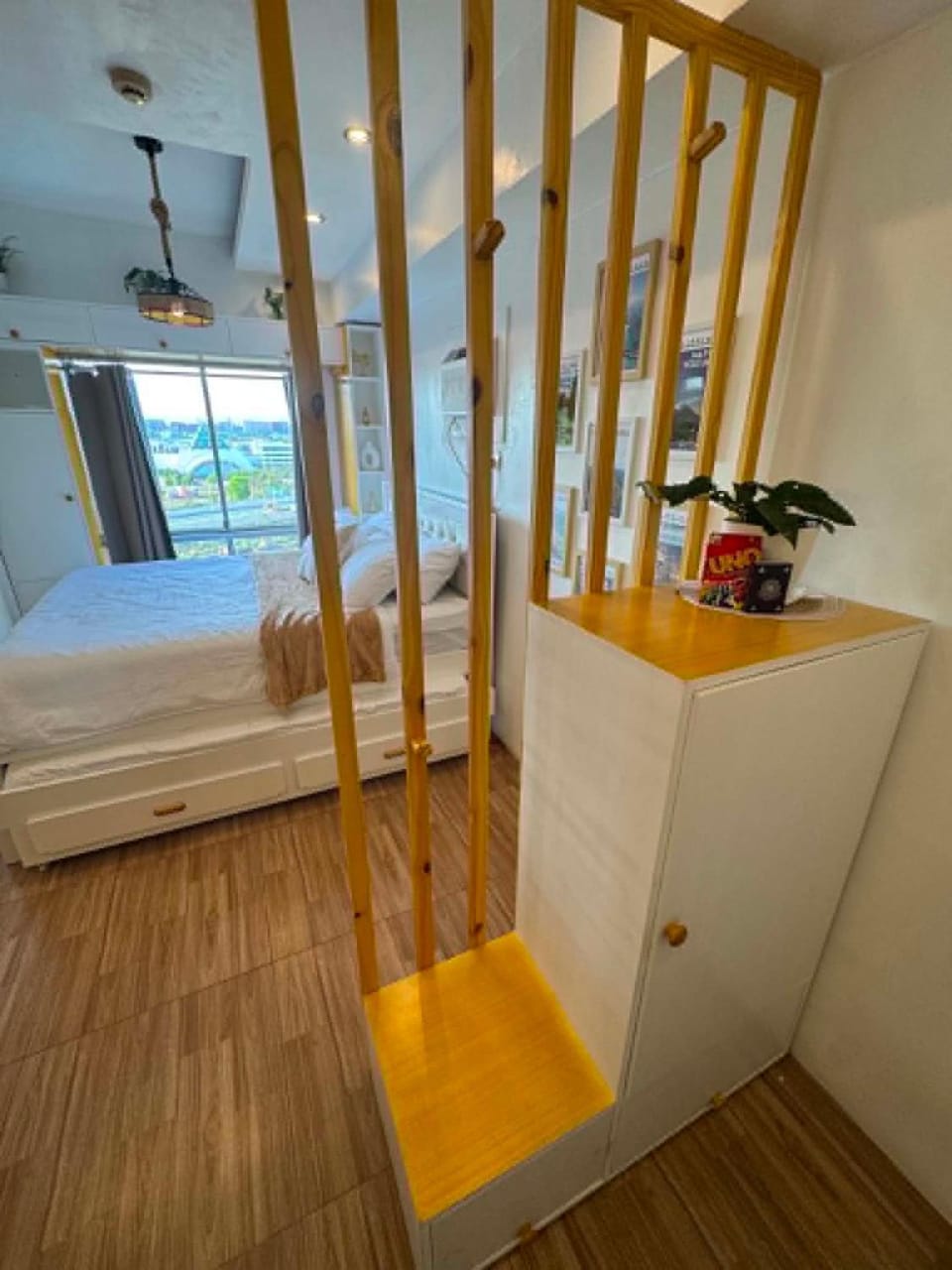 A slice of Peace Staycation near Airport Apartment in Las Pinas
