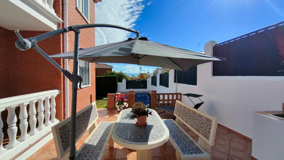 Balcony/Terrace, Swimming pool