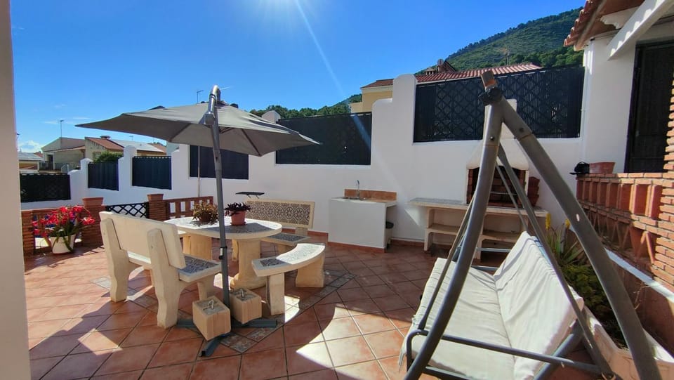 BBQ facilities, BBQ facilities, Swimming pool
