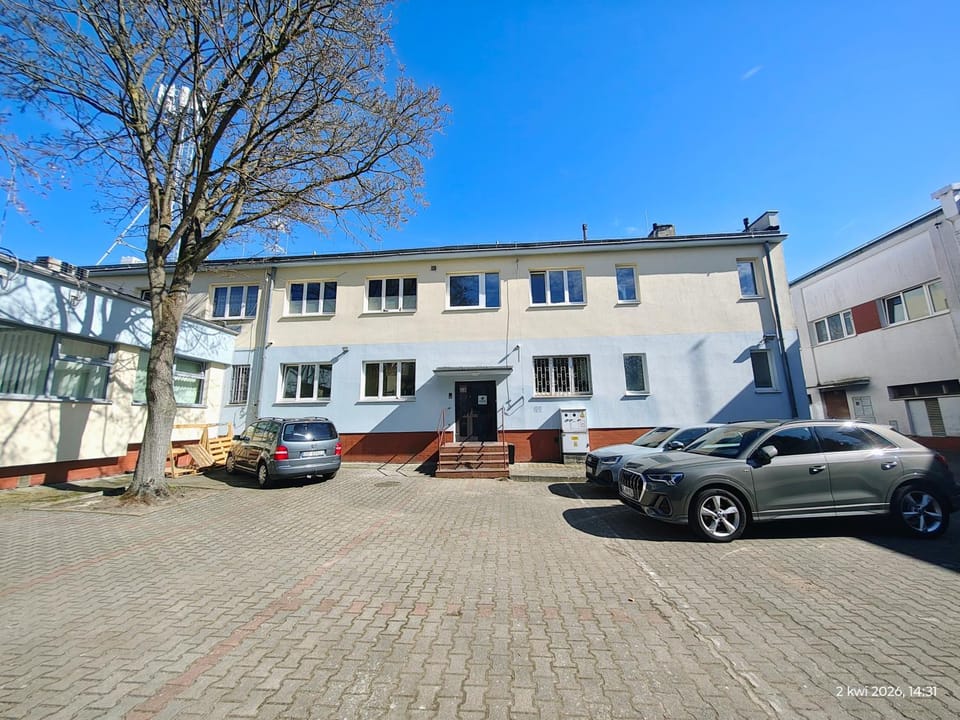 Property building, Day, Parking