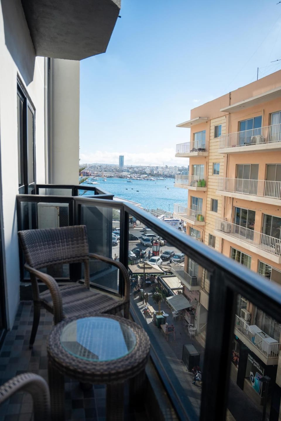 Spacious 3BR Sliema Escape with perfect sea views Apartment in Sliema