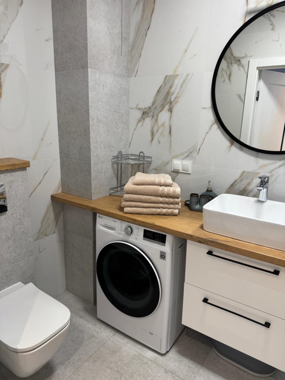 LuxFlats Apartament Foka Apartment in Pomeranian Voivodeship