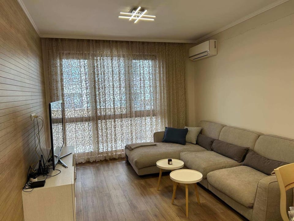 LAZUR - 2BD Luxury Apartment near to the Sea Garden by Flat Mаnager Apartment in Burgas