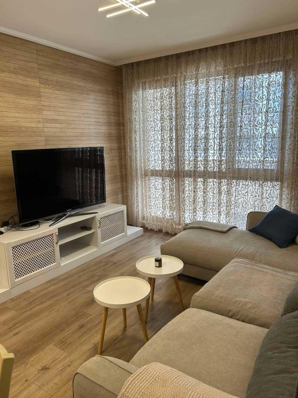 LAZUR - 2BD Luxury Apartment near to the Sea Garden by Flat Mаnager Apartment in Burgas