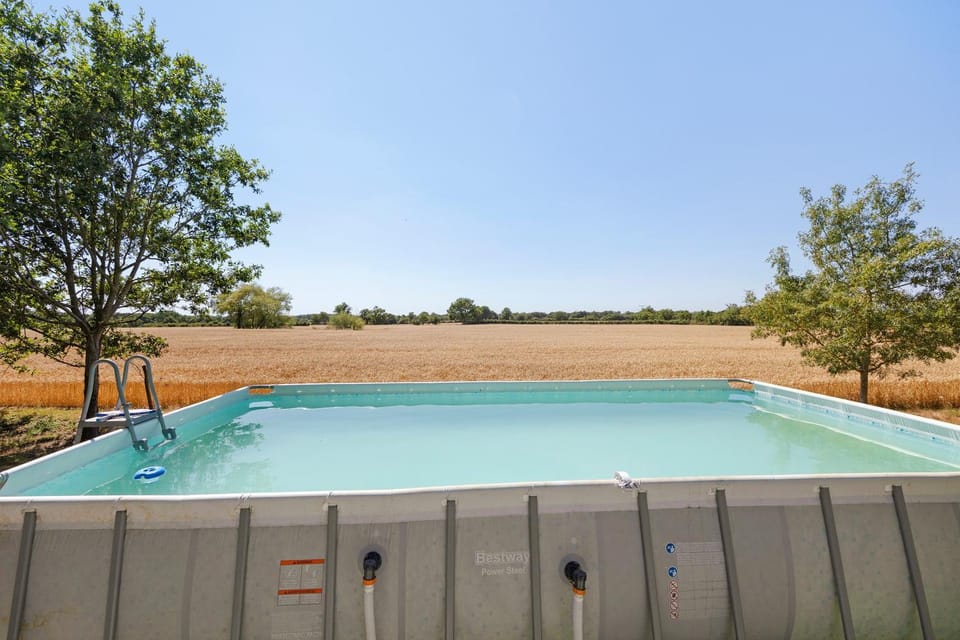 Property building, Swimming pool