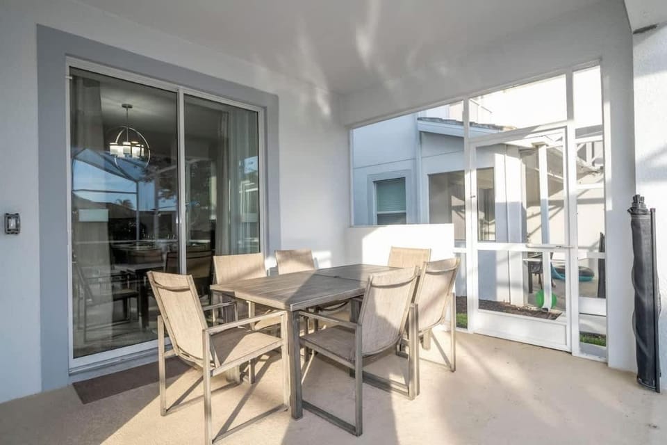 6-Bedroom Single House in Champions Gate House in Osceola County