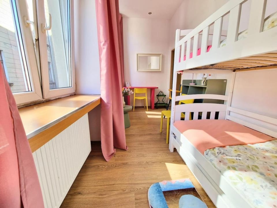 Other, Bedroom, bunk bed