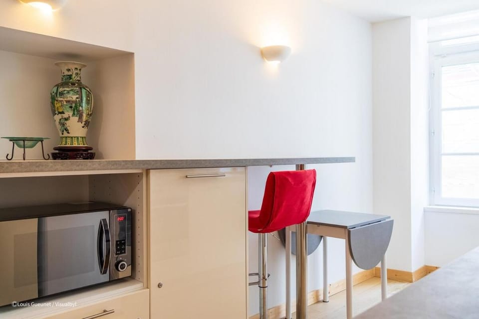 Studio idéal Vieux-Port & centre-ville Apartment in La Rochelle