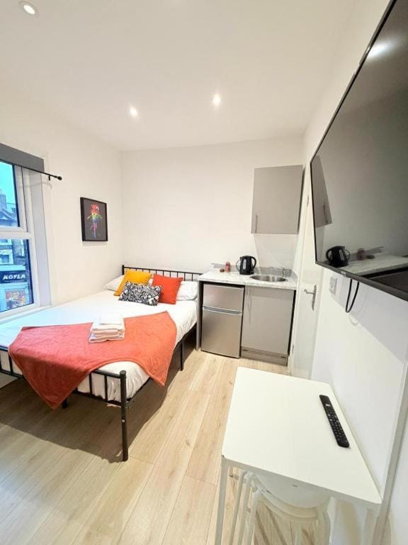 Your Best Rooms By Islington & Angel Bed and Breakfast in London Borough of Islington