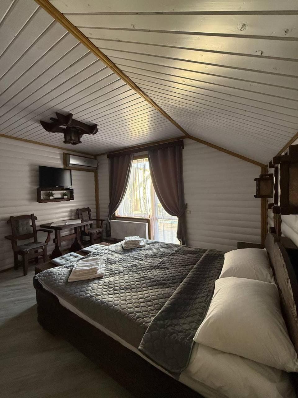 Ватрич House House in Ukraine