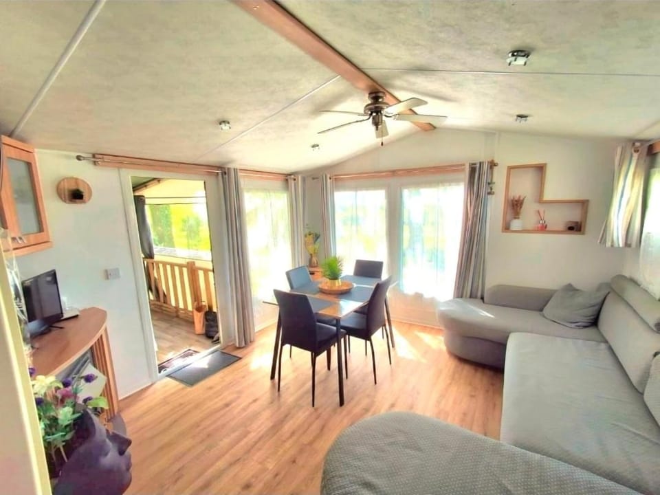 La Dolce Vita cocon climatisé avec terrasse proche Royan House in Nouvelle-Aquitaine