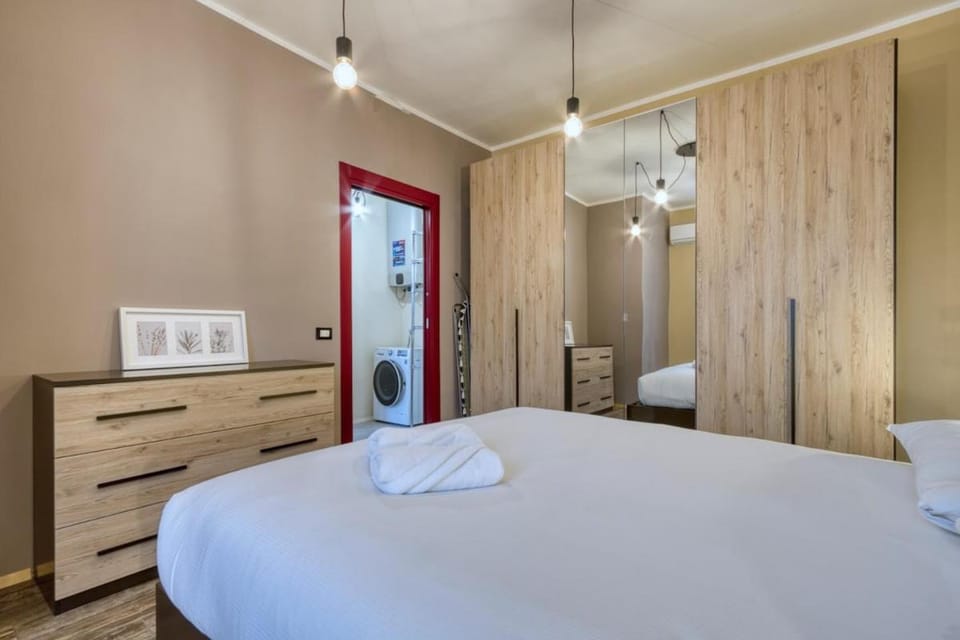 Xenia Milan - 2 room apartment in Viale Ungheria 17-2 Apartment in Milan