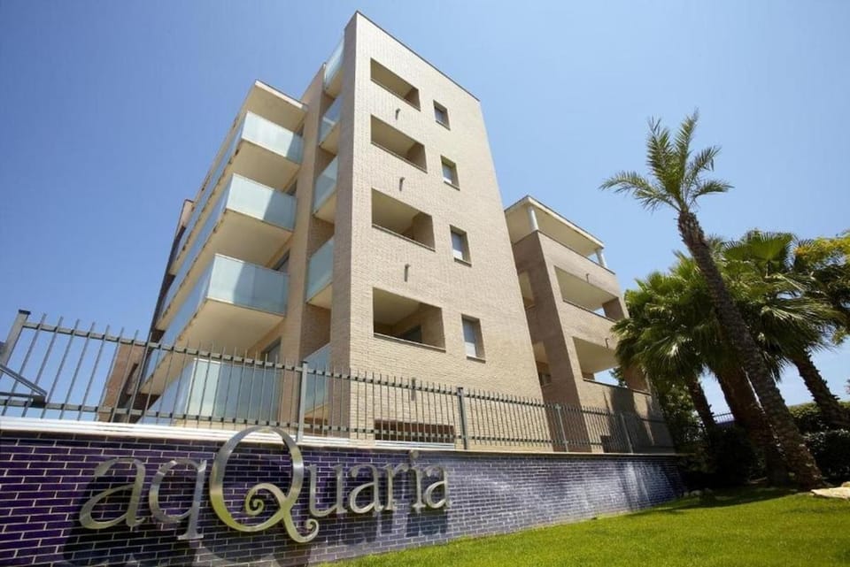 Family apartment with big terrace Apartment in Salou